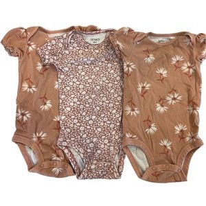 NWOT CARTERS Bodysuit 12M set of 3